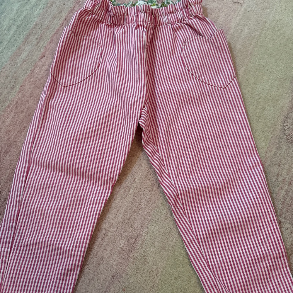 Mini Boden pink striped pants with heart pockets